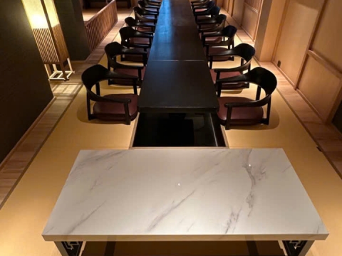 Thảm chiếu Tatami tại nhà hàng Miura Omakase 